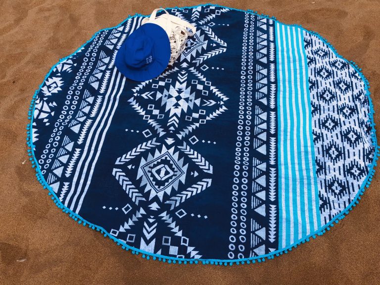Round Beach Towel flat 2048 pixels